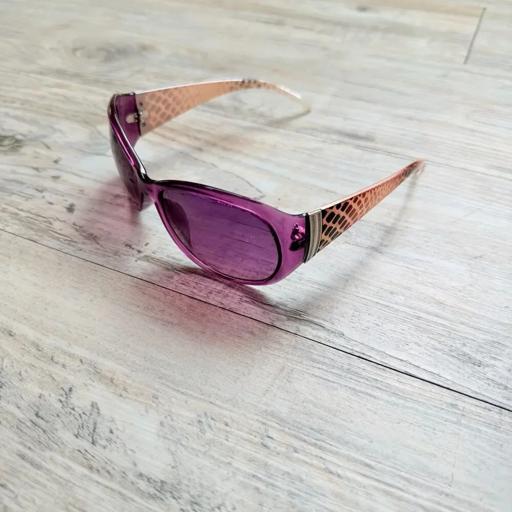 Foster Grant Y2K Sunglasses Purple Oversized Demure Retro Glam UV Protection